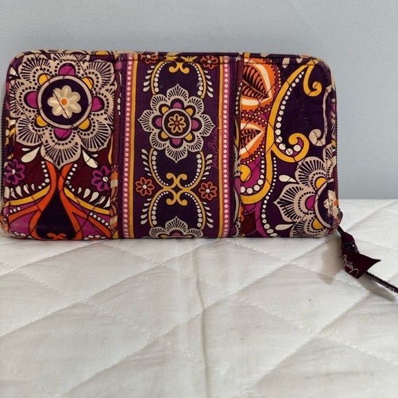 Vera Bradley Womens Wallet Wristlet Purse Floral Flowers Turn Lock Zip Around S - Picture 2 of 11